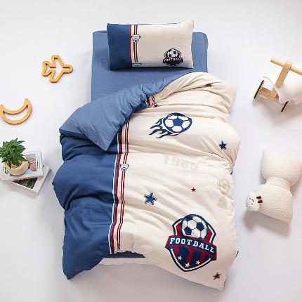 91家纺网 家纺一手货源 找家纺 (总）A类学院风全棉数码印花幼儿园被子三件套午睡棉被褥六件套