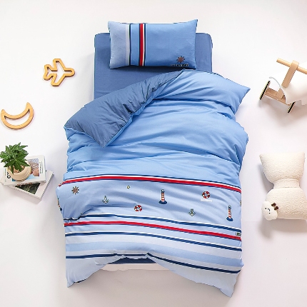 91家纺网 家纺一手货源 找家纺 (总）A类学院风全棉数码印花幼儿园被子三件套午睡棉被褥六件套