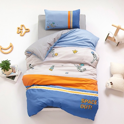 91家纺网 家纺一手货源 找家纺 (总）A类学院风全棉数码印花幼儿园被子三件套午睡棉被褥六件套