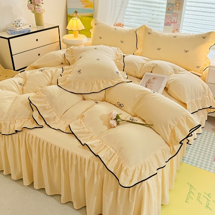 91家纺网 家纺一手货源 找家纺 （总）漫步云家纺2025春夏新品韩版花边超柔水洗棉四件套蝴蝶结刺绣全棉磨毛水洗棉麻双层纱色织水洗棉四件套