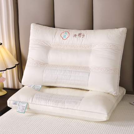 91家纺网 家纺一手货源 找家纺  A类全棉决明子枕 花草保健护颈枕 全棉羽丝绒枕头
