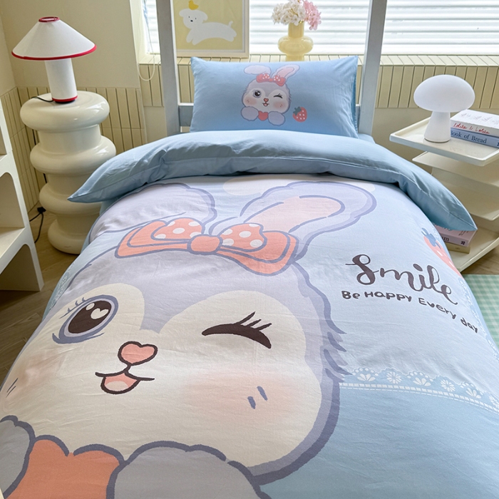 91家纺网 家纺一手货源 找家纺 （总）新方向 2025新款学生季上下铺全棉长绒棉纯棉数码印花卡通三件套四件套-甜美兔