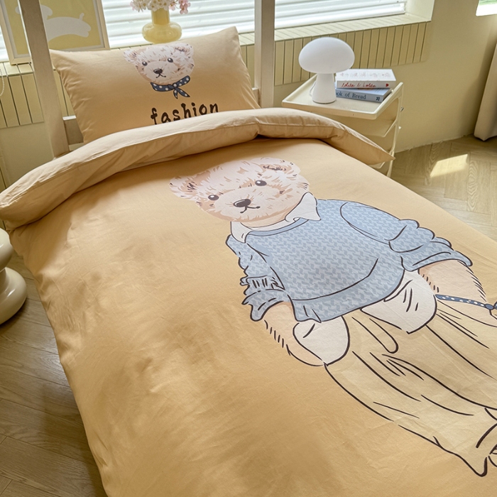 91家纺网 家纺一手货源 找家纺 （总）新方向 2025新款学生季上下铺全棉长绒棉纯棉数码印花卡通三件套四件套-小熊比尔