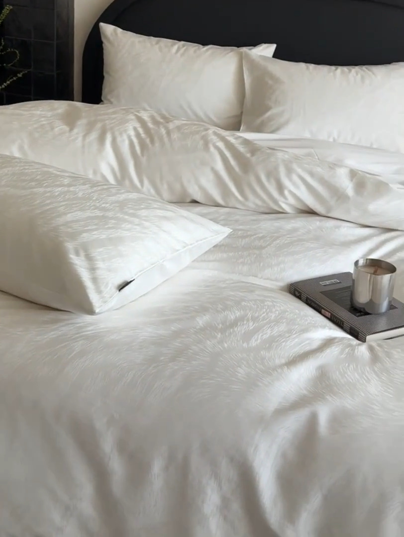 91家纺网 家纺一手货源 找家纺 （总）2025新款秋冬款100S长绒棉提花系列四件套-月光拿铁 （标准会员-20元）