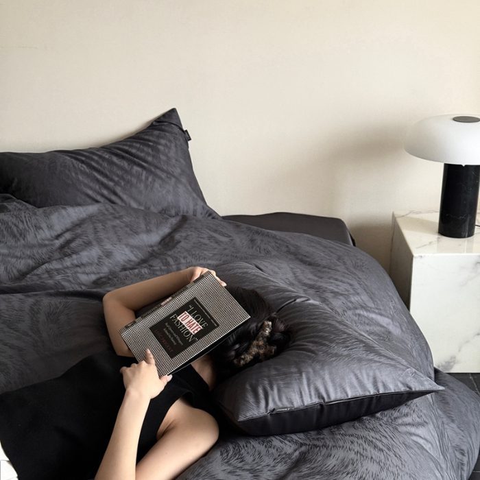 91家纺网 家纺一手货源 找家纺 2025新款秋冬款100S长绒棉提花系列四件套-月光拿铁 （标准会员-20元） 深灰