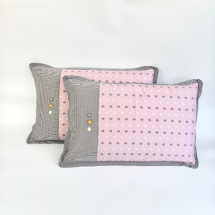 91家纺网 家纺一手货源 找家纺 （总）呦呦南宋 2026多层结构拉链款A类纯棉三花枕套48✖74cm超声波夹层填棉拼接撞色一对装全棉水洗棉单品枕头套