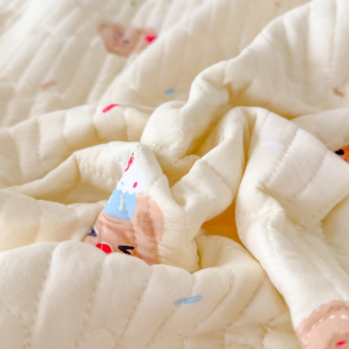 91家纺网 家纺一手货源 找家纺 （总）鑫利来家纺 2025新款夹棉枕套水洗棉印花卡通夹棉绗缝枕套