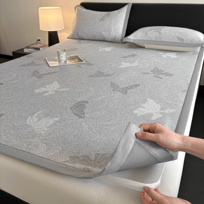 91家纺网 家纺一手货源 找家纺 （总）新方向 2025新款 专版花型 A类PE提花凉席养身席-翩翩起舞