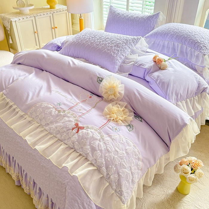 91家纺网 家纺一手货源 找家纺 苏米娜2025春夏新品韩版公主风超柔水洗棉床盖四件套刺绣针织棉双层纱纯棉棉麻全棉公主风床盖款四件套 秘密花园—梦幻紫