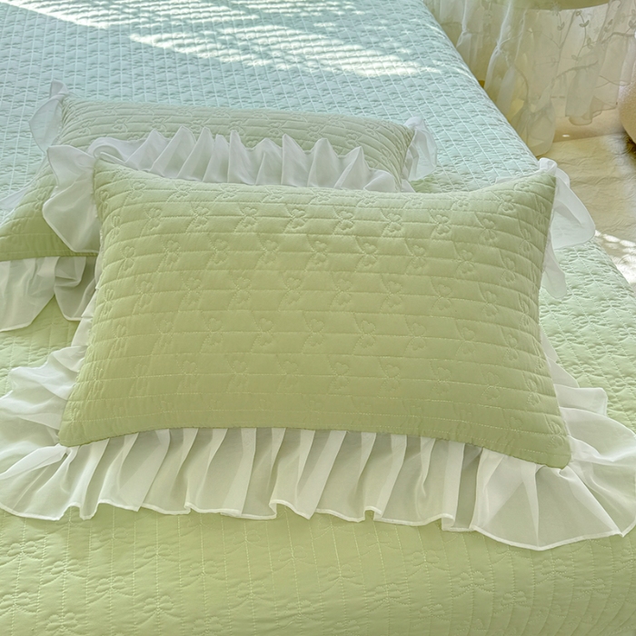 91家纺网 家纺一手货源 找家纺 苏米娜家纺2025春夏新品韩版甜美公主风超柔水洗棉床盖四件套刺绣针织棉双层纱纯棉棉麻全棉少女心夹棉床裙款夏被款床盖四件套 幻蝶-嫩芽绿 