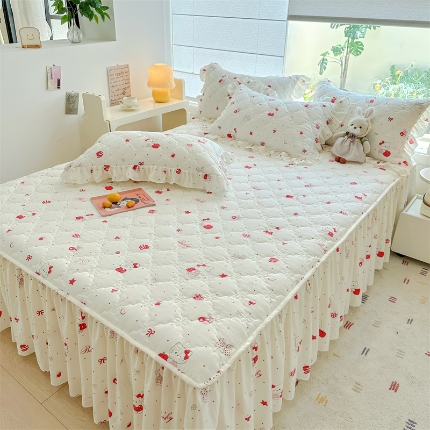 91家纺网 家纺一手货源 找家纺 （总）忘忧草 2025新款亲肤水洗棉夹棉床裙--小清新系列