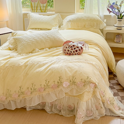 91家纺网 家纺一手货源 找家纺 （总）专柜品质漫布云家纺2025春夏韩版法式公主风水洗棉床盖款多功能被套 夏被床盖四件套多功能二合一水洗棉夹泡泡棉小竺棉棉床裙款