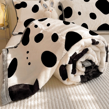 91家纺网 家纺一手货源 找家纺 （总）办公午睡空调毯室夏季薄款盖毯