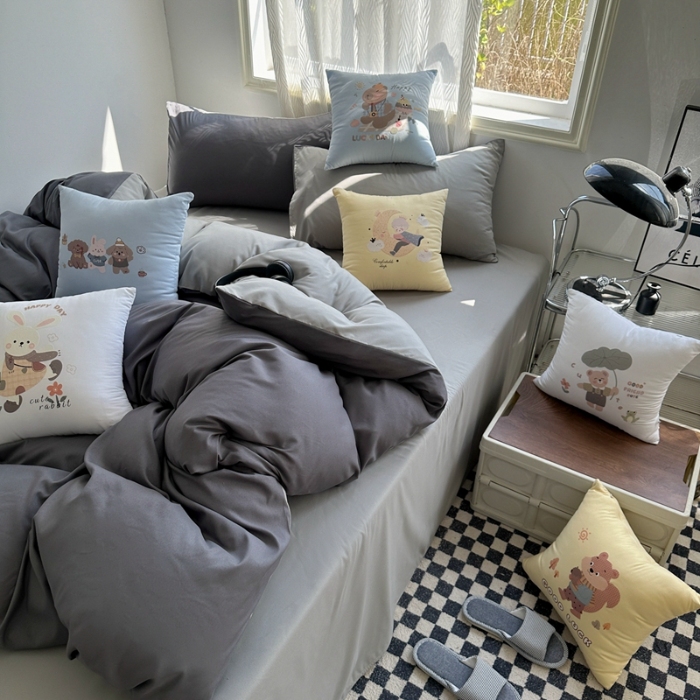 91家纺网 家纺一手货源 找家纺 （总）2025新款纯色双拼水洗棉四件套抱枕组合套装萌趣可爱抱枕学生五件套床上用品