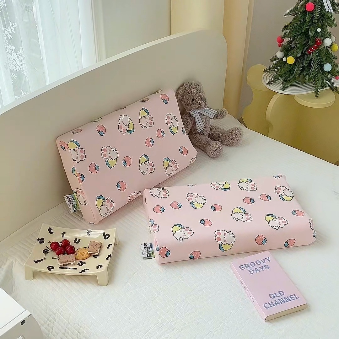 91家纺网 家纺一手货源 找家纺 （总）美丽折家纺 2025新款A类全棉儿童乳胶枕枕头枕芯