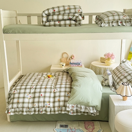 91家纺网 家纺一手货源 找家纺 （总）经年 2025年学生季上下铺四季通用韩版花边水洗云朵棉四件套