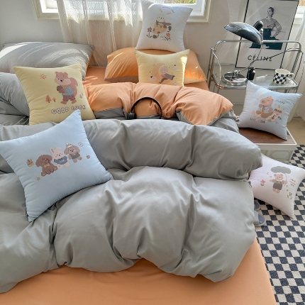 91家纺网 家纺一手货源 找家纺 （总）2025新款纯色双拼水洗棉四件套搭配抱枕组合ins风简约纯色学生套件+抱枕组合套装