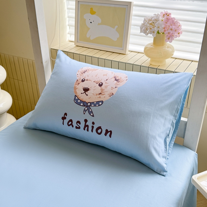 91家纺网 家纺一手货源 找家纺 （总）2025新款专版花型 学生季上下铺全棉长绒棉纯棉数码印花卡通三件套四件套-小熊比尔