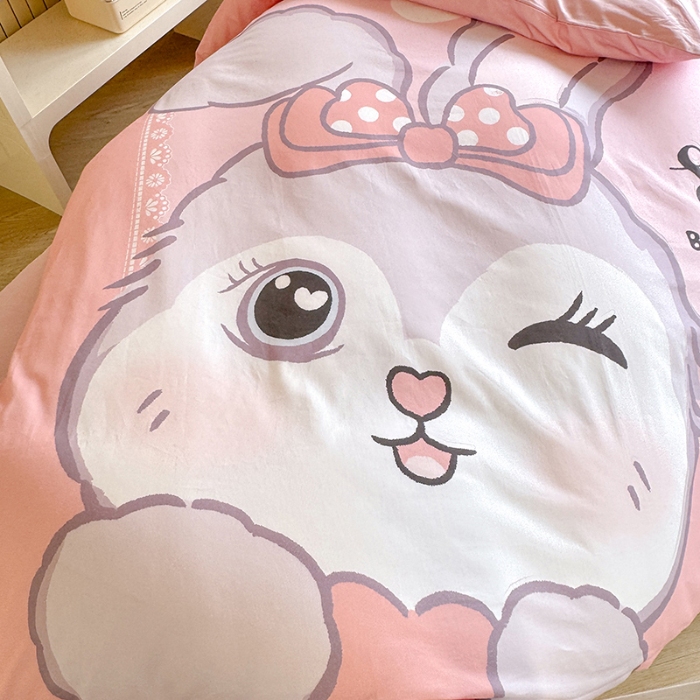 91家纺网 家纺一手货源 找家纺 （总）2025新款 专版花型 学生季上下铺全棉长绒棉纯棉数码印花卡通三件套四件套-甜美兔