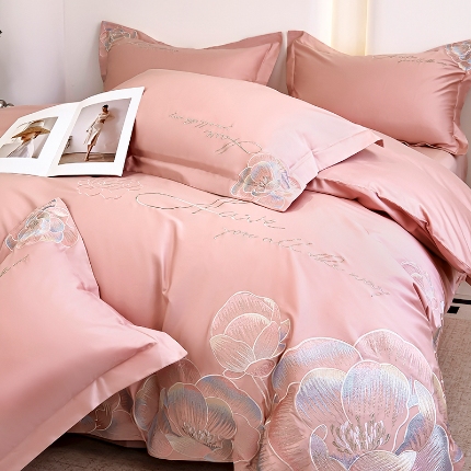 91家纺网 家纺一手货源 找家纺 （总）2025新款亲肤棉轻奢刺绣四件套-花间梦