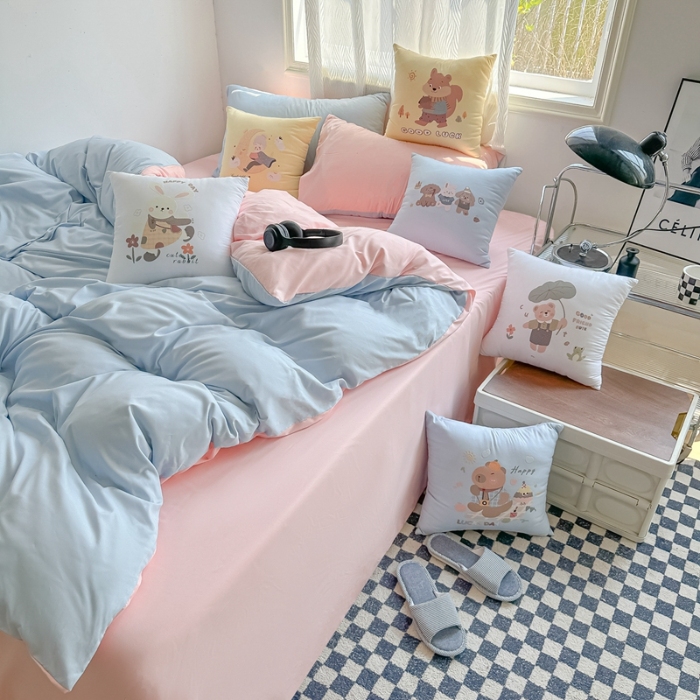 91家纺网 家纺一手货源 找家纺 （总）2025新款纯色双拼水洗棉四件套搭配抱枕组合撞色系柔软亲肤裸睡床单被套抱枕床上用品