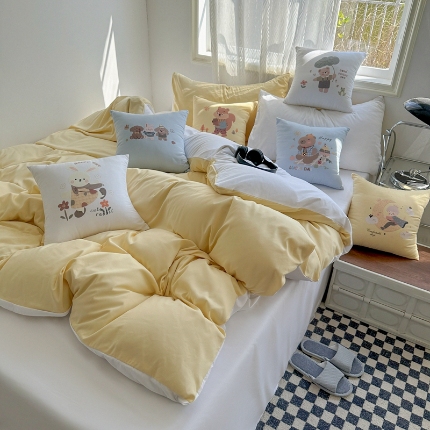 91家纺网 家纺一手货源 找家纺 （总）2025新款纯色双拼水洗棉四件套搭配抱枕组合套装裸睡软糯床单被套枕套床上用品