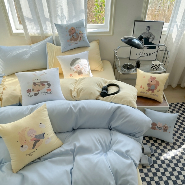 91家纺网 家纺一手货源 找家纺 （总）2025新款纯色双拼水洗棉四件套搭配抱枕组合套装裸睡软糯床单被套枕套床上用品