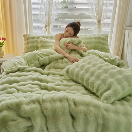 91家纺网 家纺一手货源 找家纺 （总）2025款加厚兔毛绒四件套大泡泡七彩渐变纯色牛奶绒床裙款四件套