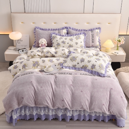 91家纺网 家纺一手货源 找家纺 （总）三友家纺 直播爆款牛奶绒印花蕾丝花边床盖床裙单件三件套四件套