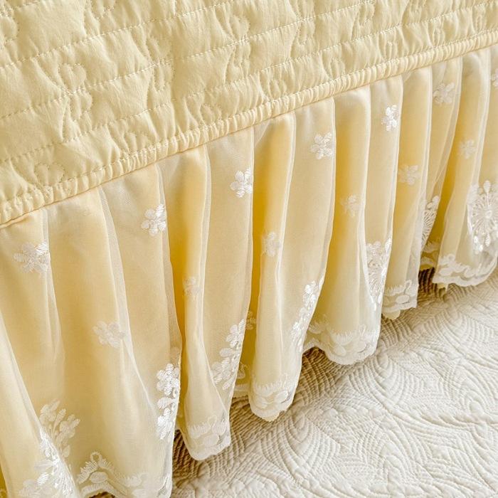 91家纺网 家纺一手货源 找家纺 漫布云家纺2025春夏新品韩版甜美公主风超柔水洗棉床盖四件套刺绣针织棉双层纱纯棉棉麻全棉少女心夹棉床裙款夏被款床盖四件套 幻蝶-嫩黄 