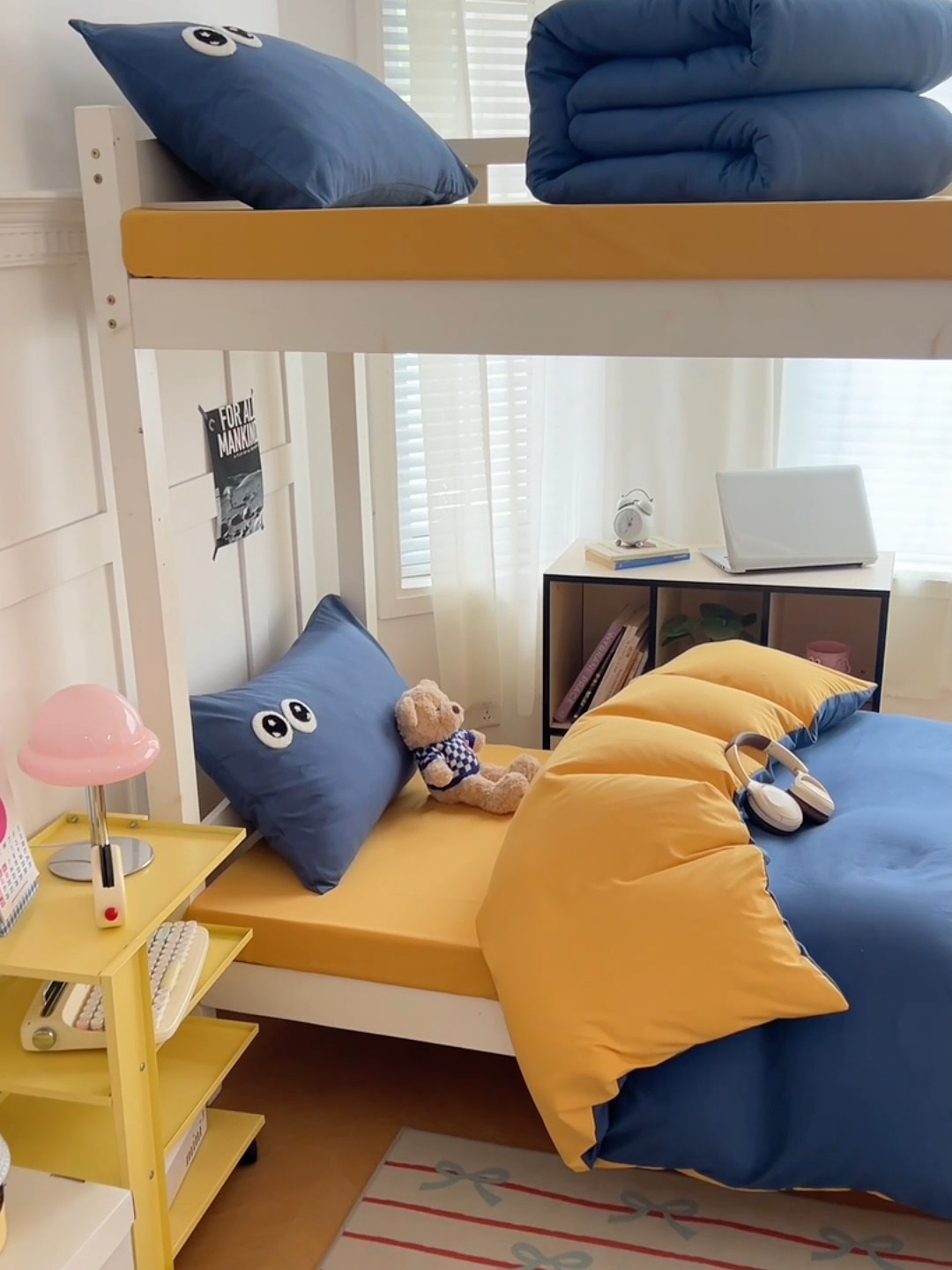 91家纺网 家纺一手货源 找家纺 （总）2025新款萌趣大眼睛毛巾绣纯色双拼水洗棉学生六件套床褥被芯枕芯开学季大礼包组合套装