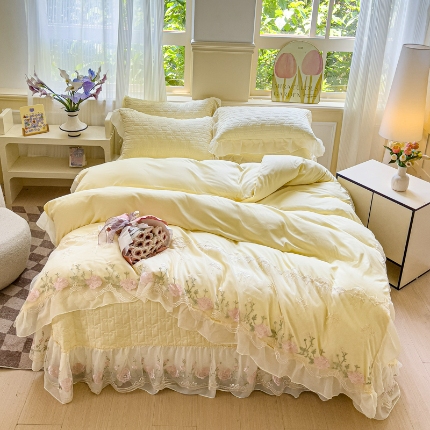91家纺网 家纺一手货源 找家纺 （总）（总）专柜品质漫布云家纺2025春夏韩版法式公主风水洗棉床盖款多功能被套 夏被床盖四件套多功能二合一四件套