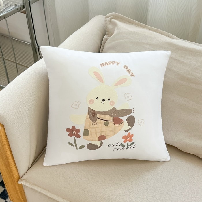 91家纺网 家纺一手货源 找家纺 （总）2025新款高科技植绒发泡烫绣卡通抱枕多巴胺可爱烫绣卧室靠枕抱枕含芯