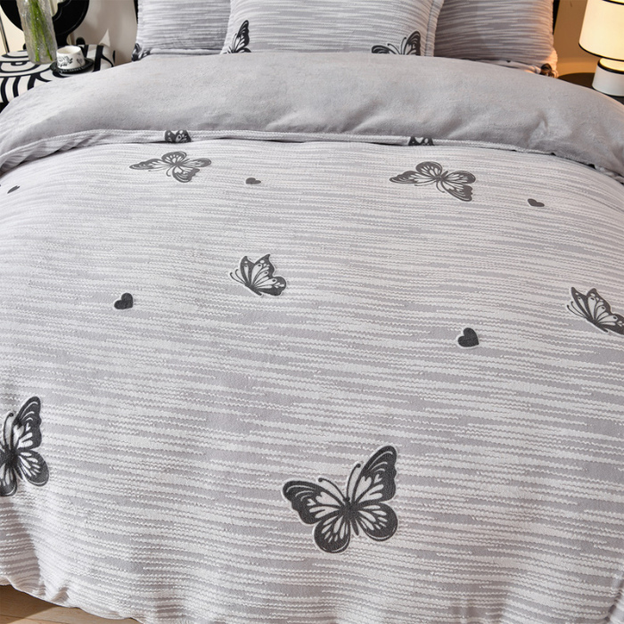 91家纺网 家纺一手货源 找家纺 梦之星 2025新款8斤重牛奶绒6D雕花绒四件套法莱水晶金貂 蝴蝶-灰