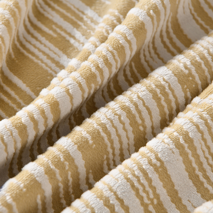 91家纺网 家纺一手货源 找家纺 梦之星 2025新款8斤重牛奶绒6D雕花绒四件套法莱水晶金貂 蝴蝶-棕