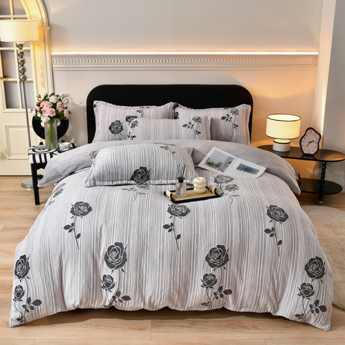 91家纺网 家纺一手货源 找家纺 梦之星 2025新款8斤重牛奶绒6D雕花绒四件套法莱水晶金貂 玫瑰-灰