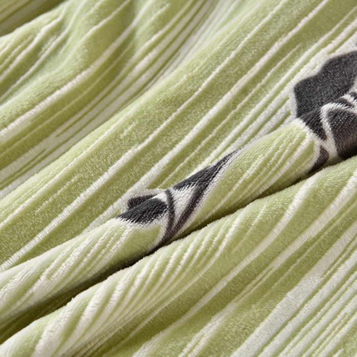 91家纺网 家纺一手货源 找家纺 梦之星 2025新款8斤重牛奶绒6D雕花绒四件套法莱水晶金貂 玫瑰-绿