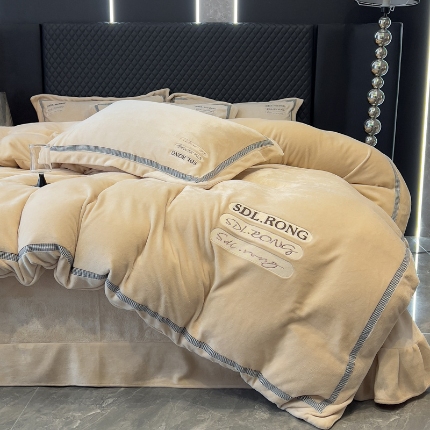 【苏东来】2025高端加厚保暖外贸轻奢款纯色牛奶绒刺绣花四件套床单被套单品简约绒兔毛绒法莱绒婴儿绒套件