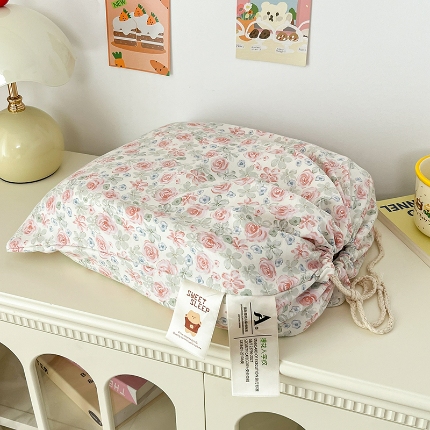 91家纺网 家纺一手货源 找家纺 总2金梦拉2025新款A类提花人字纹小布袋款四件套