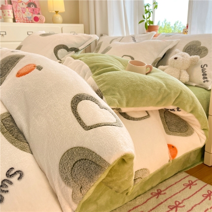 91家纺网 家纺一手货源 找家纺 （总）2025新款  雪花绒四件套牛奶绒被套雪花绒被套金貂绒四件套塔芙绒被套羊羔绒雕花绒四件套直播跨境外贸