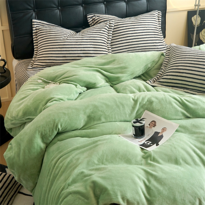 91家纺网 家纺一手货源 找家纺 （总）兰紫橙2025新款条纹牛奶绒四件套