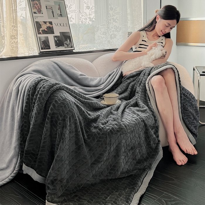 91家纺网 家纺一手货源 找家纺 （总）兰紫橙家纺 2025跨境色织牛奶绒多功能复合毯毯子被套二合一