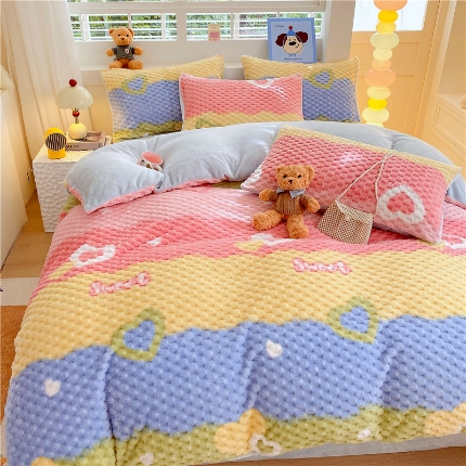 91家纺网 家纺一手货源 找家纺 （总）2025新款 豆豆绒四件套牛奶绒被套雪花绒被套金貂绒四件套塔芙绒被套雕花绒四件套直播跨境外贸