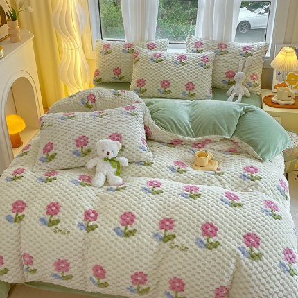 91家纺网 家纺一手货源 找家纺 （总）2025新款 豆豆绒四件套牛奶绒被套雪花绒被套金貂绒四件套塔芙绒被套雕花绒四件套直播跨境外贸