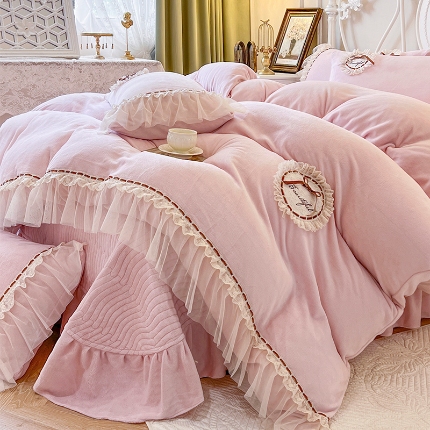 91家纺网 家纺一手货源 找家纺 （总）乐朵家居 2025新款赫拉小姐高克重牛奶绒床单款床盖款四件套