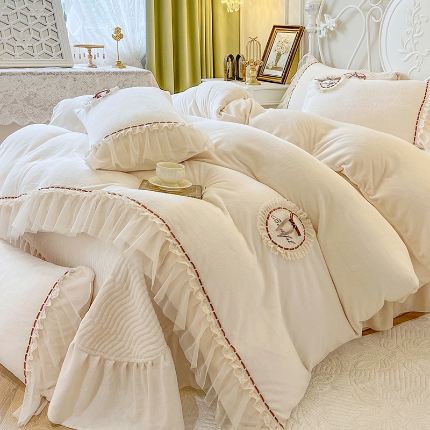 91家纺网 家纺一手货源 找家纺 （总）乐朵家居 2025新款赫拉小姐高克重牛奶绒床单款床盖款四件套