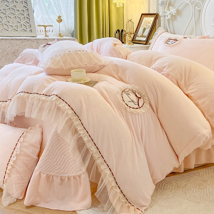 91家纺网 家纺一手货源 找家纺 （总）乐朵家居 2025新款赫拉小姐高克重牛奶绒床单款床盖款四件套