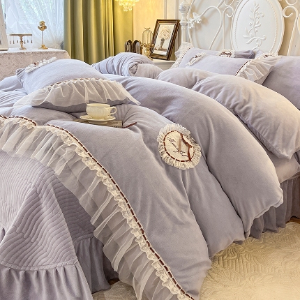 91家纺网 家纺一手货源 找家纺 （总）乐朵家居 2025新款赫拉小姐高克重牛奶绒床单款床盖款四件套