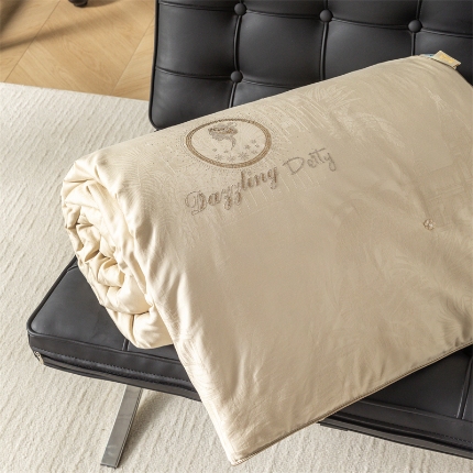 91家纺网 家纺一手货源 找家纺 （总）城堡中的女王 桐乡国标特级纯手工100%桑蚕丝被双宫长丝春秋冬被加厚婚被子母被 乔迁礼品送朋友批发价 假一赔三