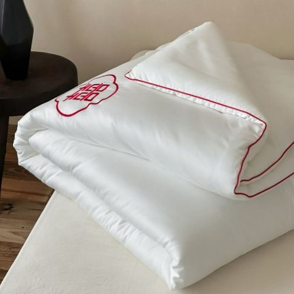 91家纺网 家纺一手货源 找家纺 【喜结连理】傲蕾睡梦森林天丝棉绣花蚕丝羊绒冬被婚庆被子喜被结婚春秋被被芯